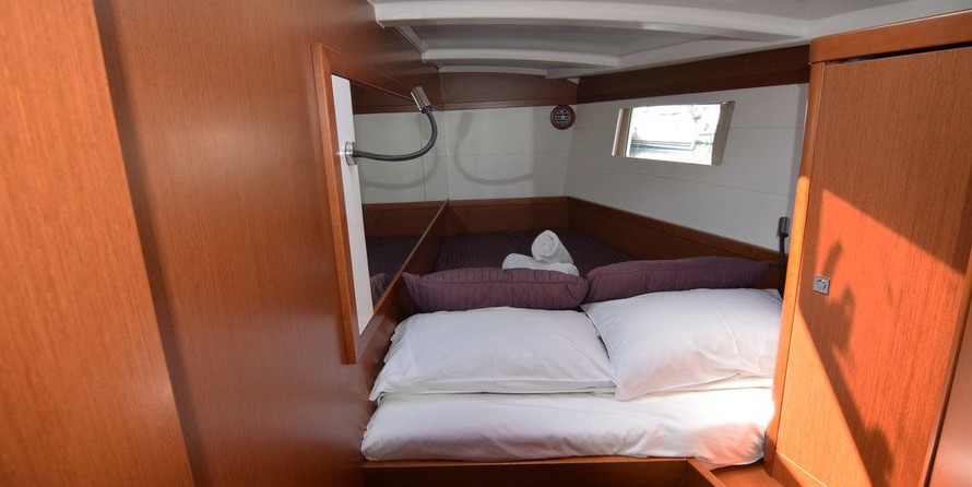Beneteau Oceanis 48