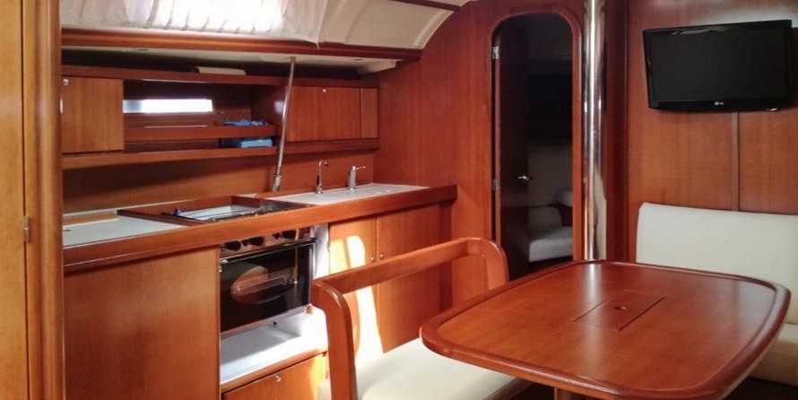 Dufour 385