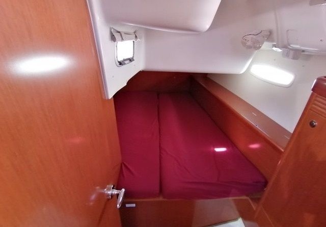 Beneteau Oceanis 40