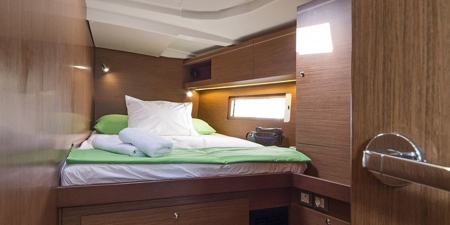 Beneteau Oceanis 51.1