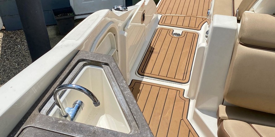 Sea Ray 290 SUNDECK