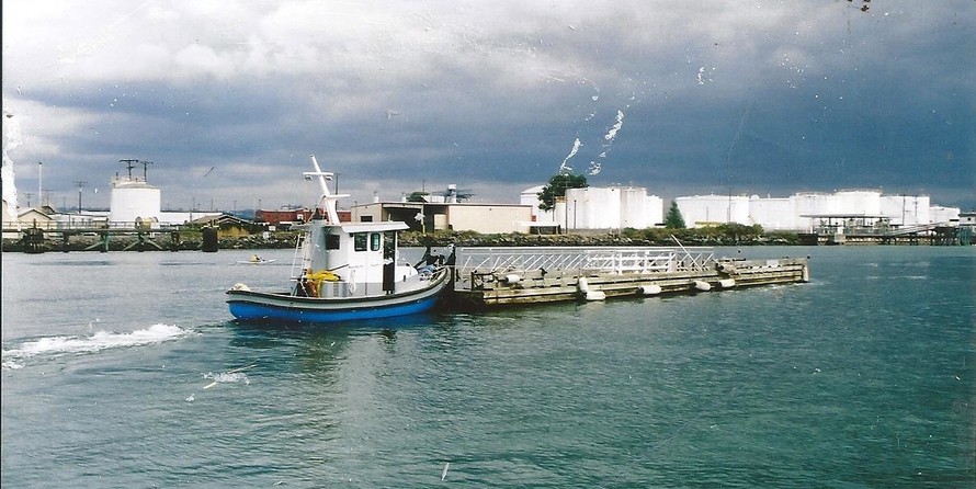 Crosby tug