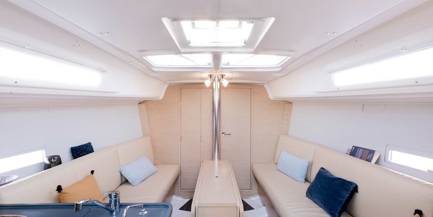 Dufour 32