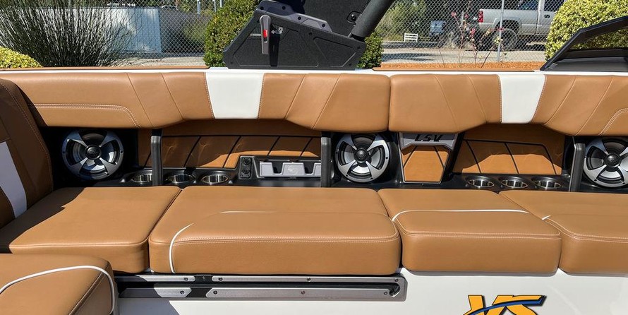 Malibu Wakesetter 23 LSV