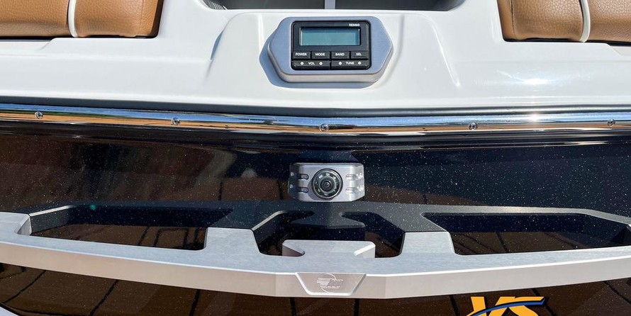 Malibu Wakesetter 23 LSV