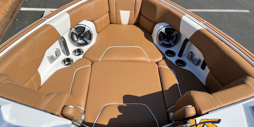 Malibu Wakesetter 23 LSV