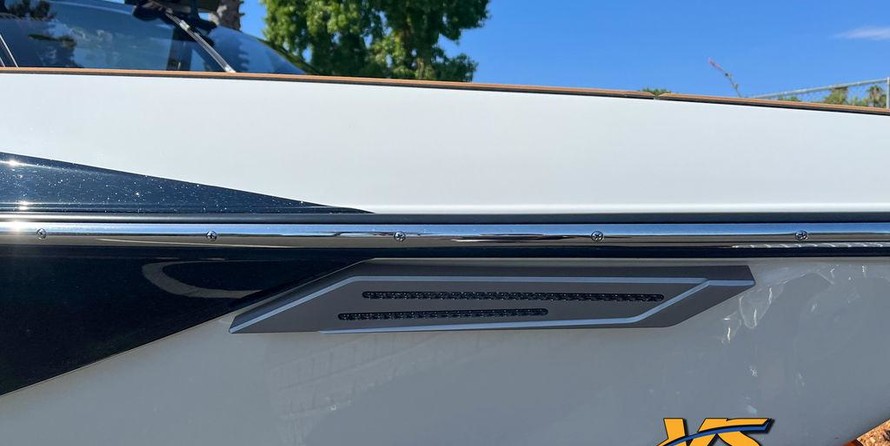 Malibu Wakesetter 23 LSV