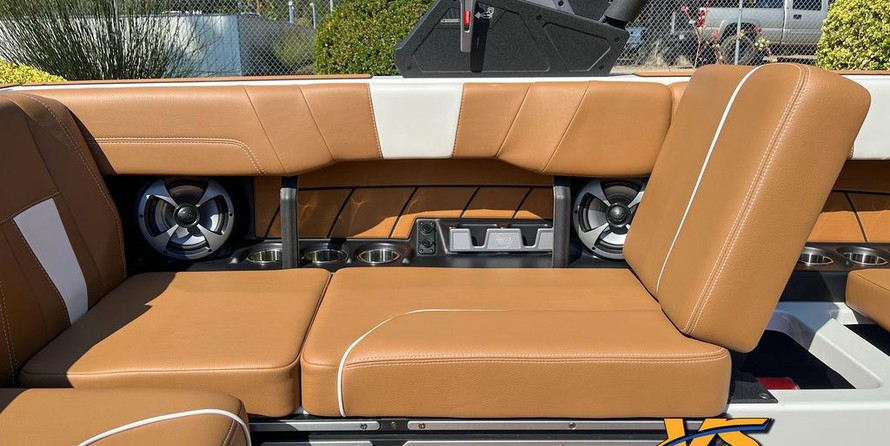 Malibu Wakesetter 23 LSV