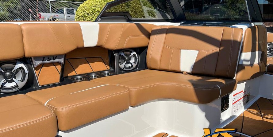 Malibu Wakesetter 23 LSV