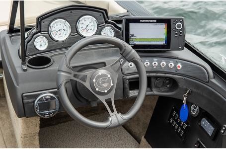 Crestliner 1850 Super Hawk