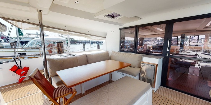 Fountaine Pajot Saona 47