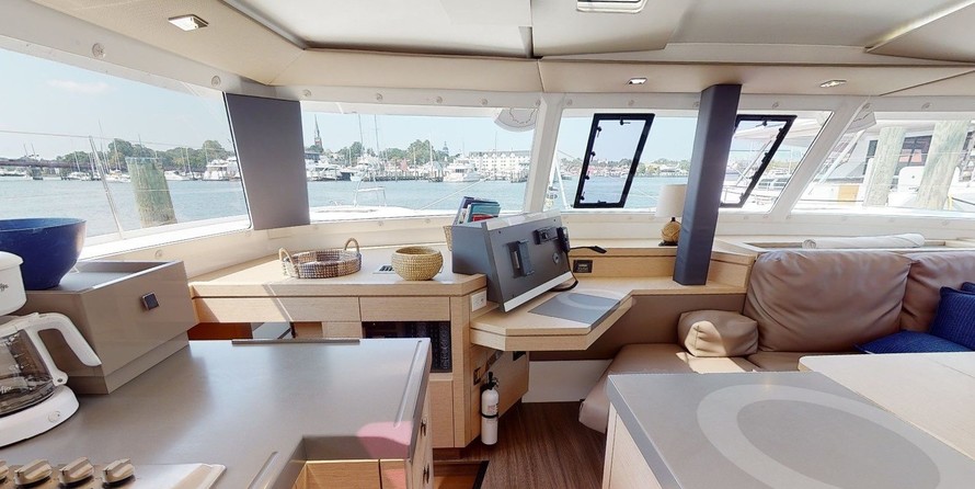 Fountaine Pajot Saona 47