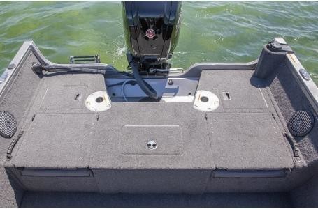 Crestliner 1650 Fish Hawk