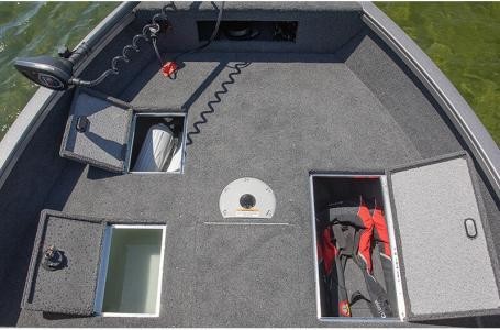 Crestliner 1650 Fish Hawk