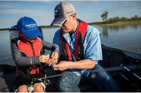 Crestliner 1650 Fish Hawk