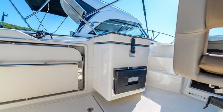 Quicksilver 755 Sun Deck