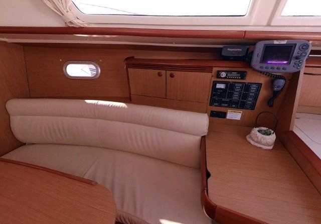 Jeanneau Sun Odyssey 32i