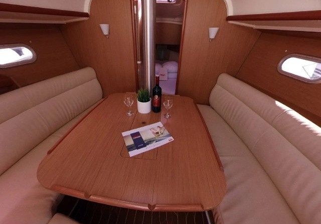 Jeanneau Sun Odyssey 32i