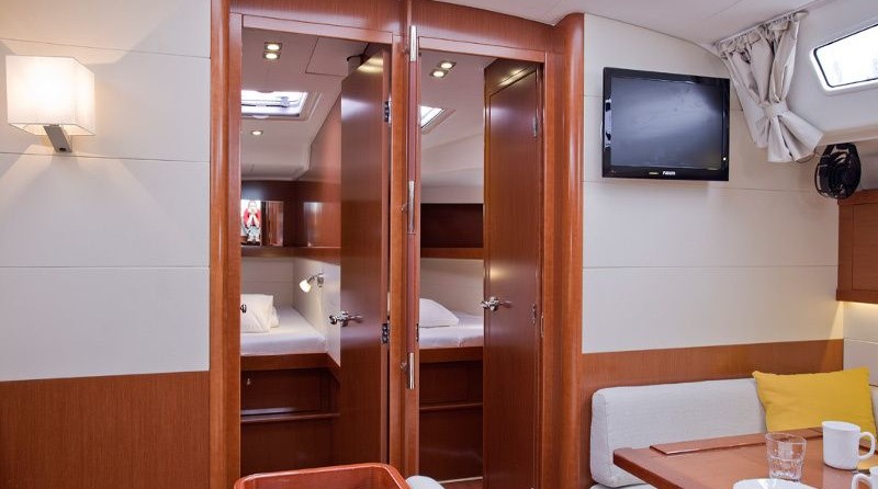 Beneteau Oceanis 50 Family