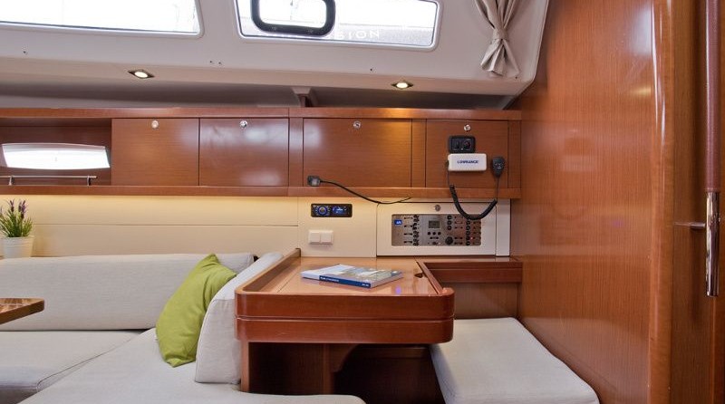 Beneteau Oceanis 50 Family