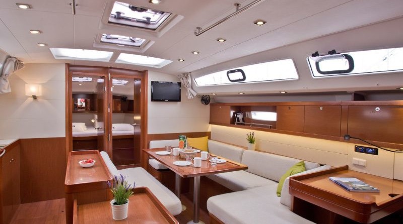 Beneteau Oceanis 50 Family