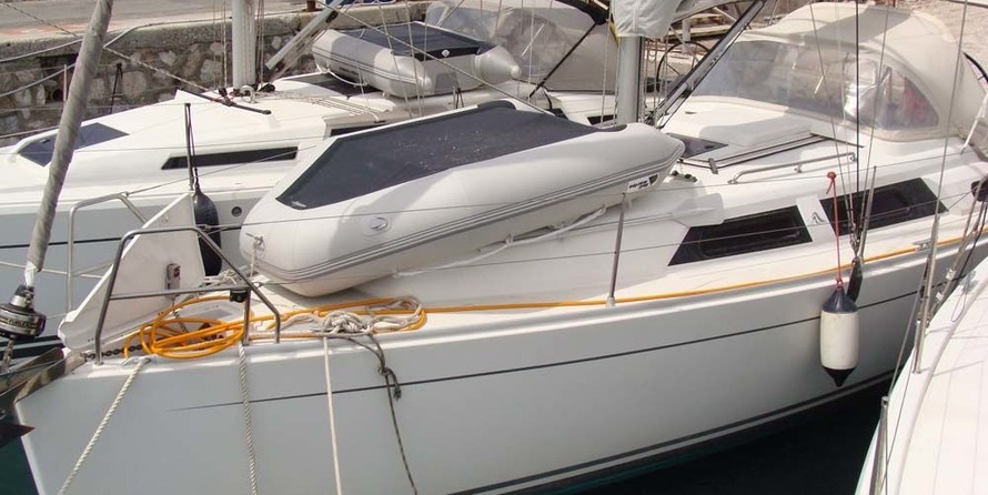 Hanse 325