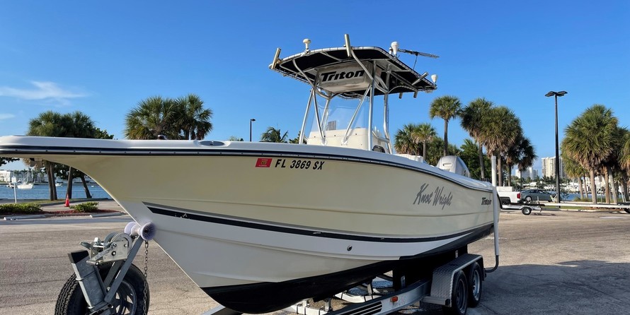 Triton 2486