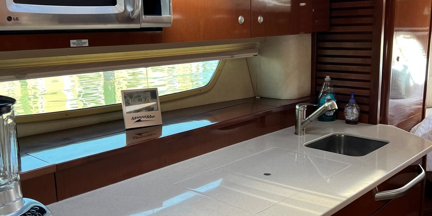 Sea Ray 350 Sundancer