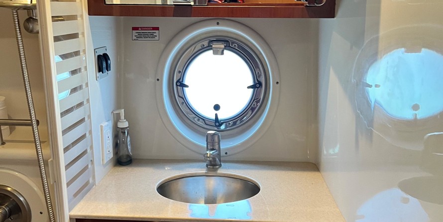 Sea Ray 350 Sundancer