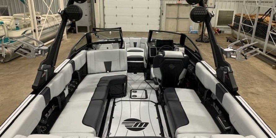 Malibu Wakesetter 23 LSV