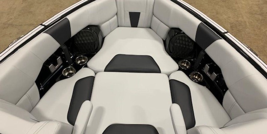 Malibu Wakesetter 23 LSV