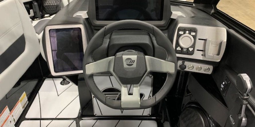 Malibu Wakesetter 23 LSV