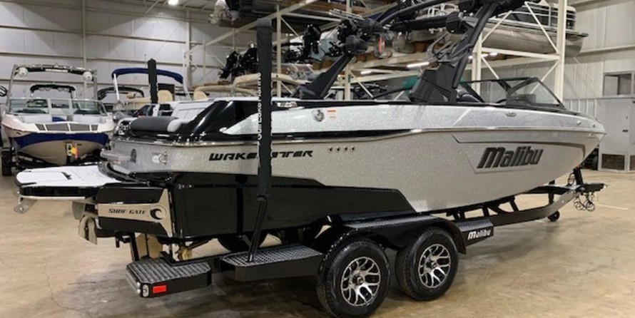 Malibu Wakesetter 23 LSV