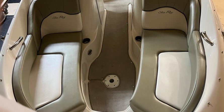Sea Ray 200 Sundeck