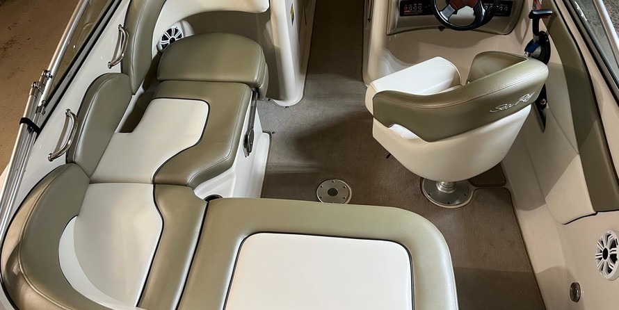 Sea Ray 200 Sundeck