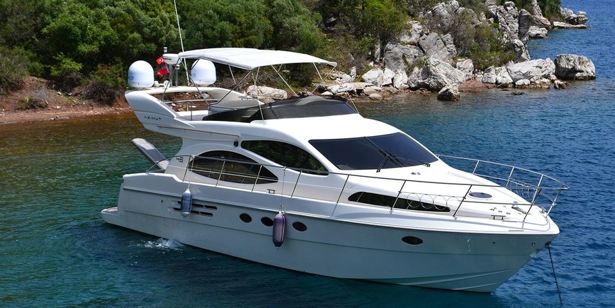 Azimut 46