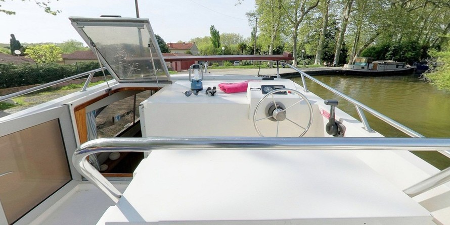 Le Boat Countess