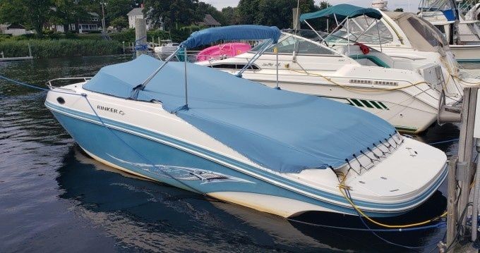 Rinker 246 CB