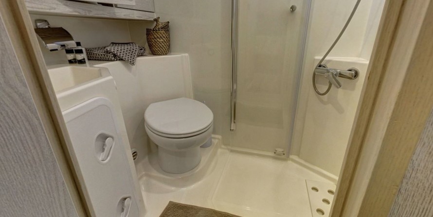 Four winns horizon 170 le