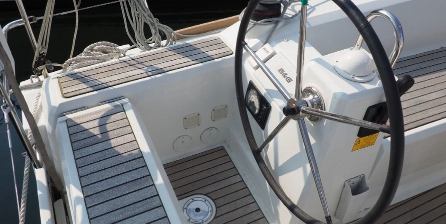 Beneteau Oceanis 35.1
