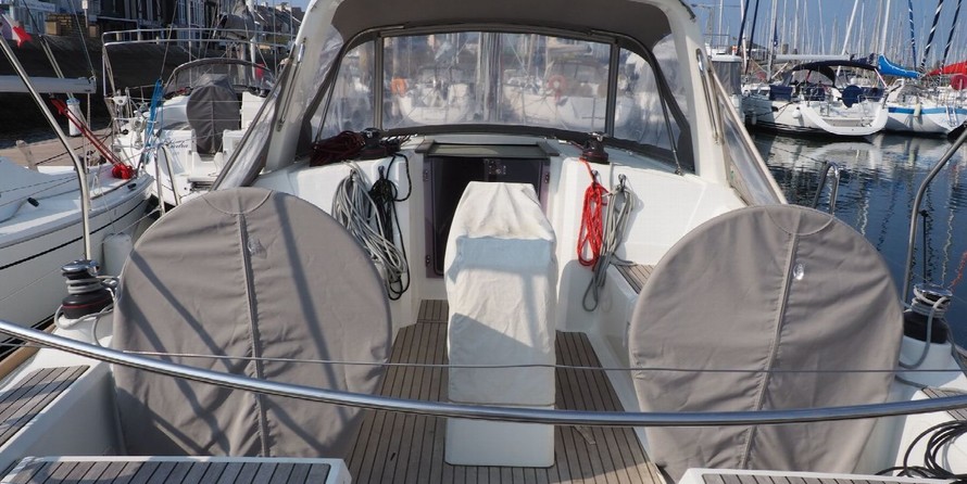 Beneteau Oceanis 35.1