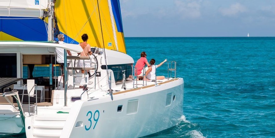 Lagoon 39
