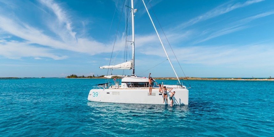 Lagoon 39