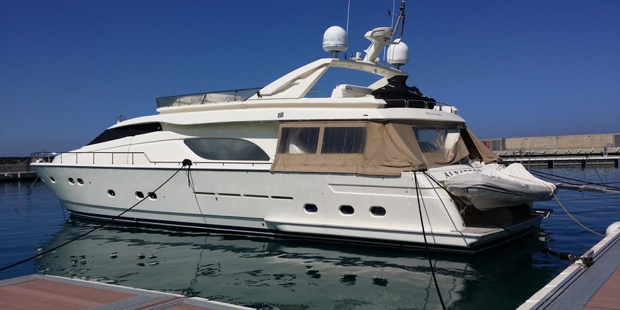 Ferretti Yachts 80