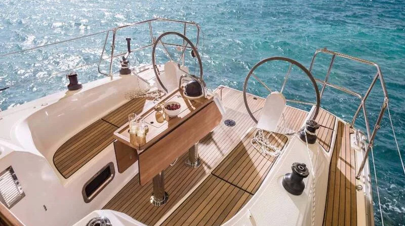 Bavaria Cruiser 34 - 3 cab