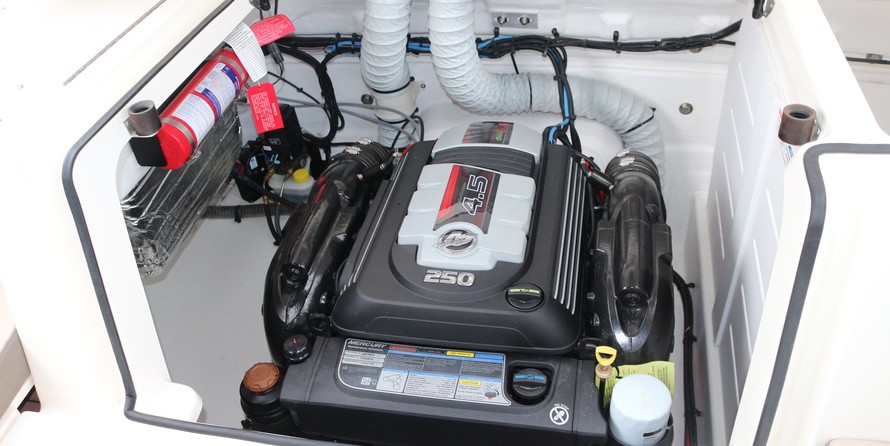 Bayliner VR6 BOWRIDER