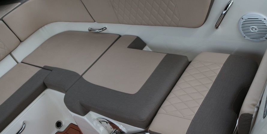 Bayliner VR6 BOWRIDER