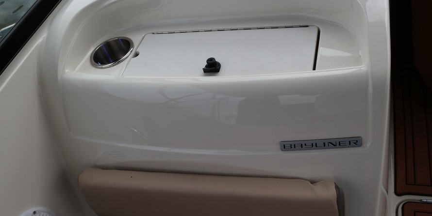 Bayliner VR6 BOWRIDER