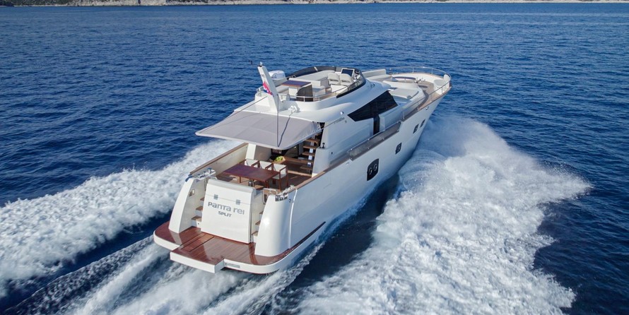 Monachus 70 Fly