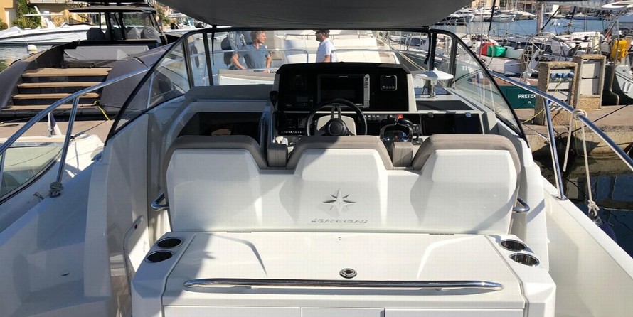 Jeanneau Cap Camarat 10.5